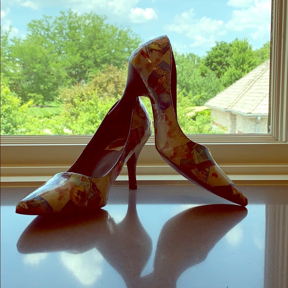 Vintage Travel-decorated high heels size 8.5 - Picture 2 of 6